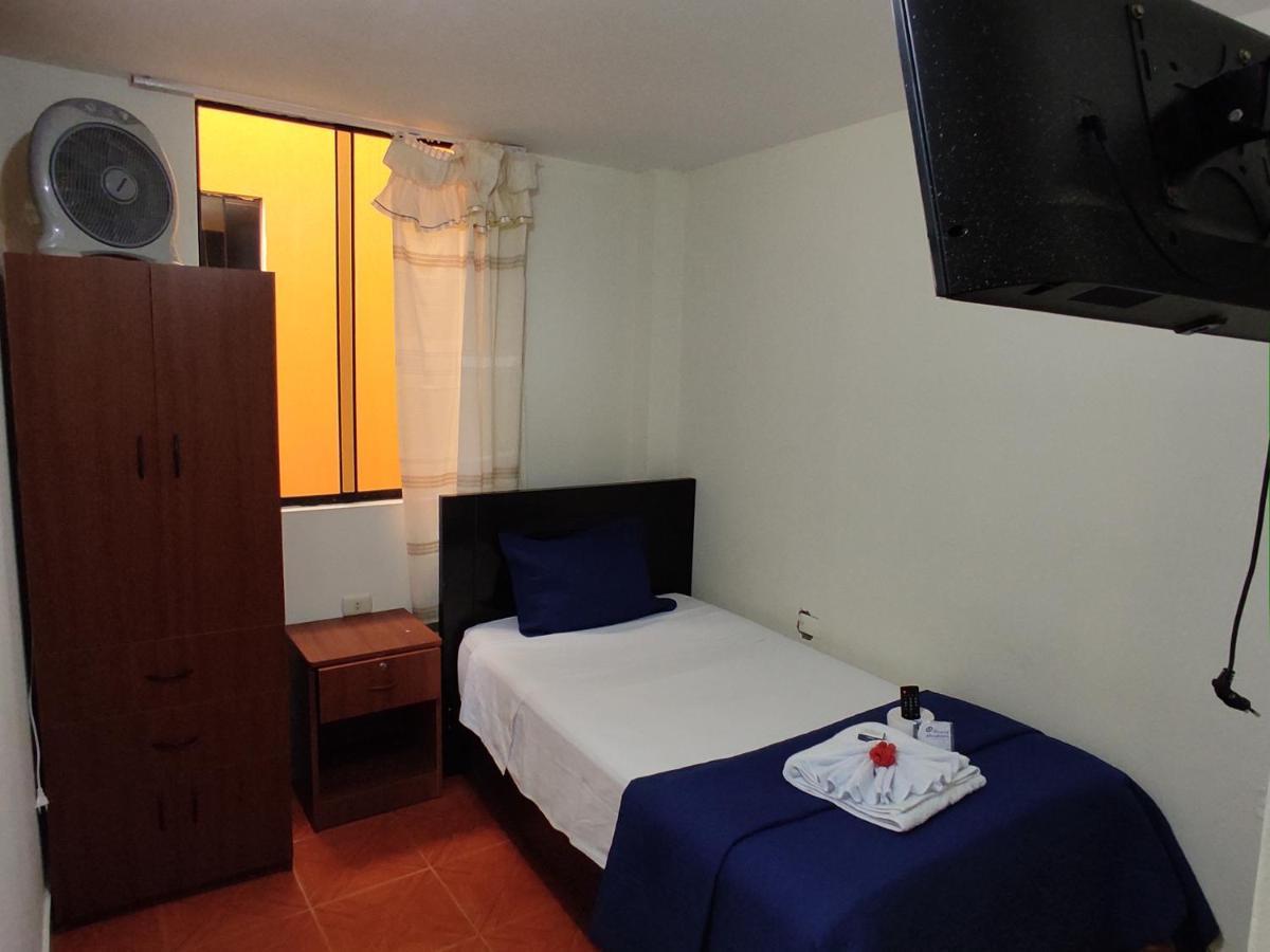 Hotel Nuevo Amanecer Puerto Chicama Buitenkant foto
