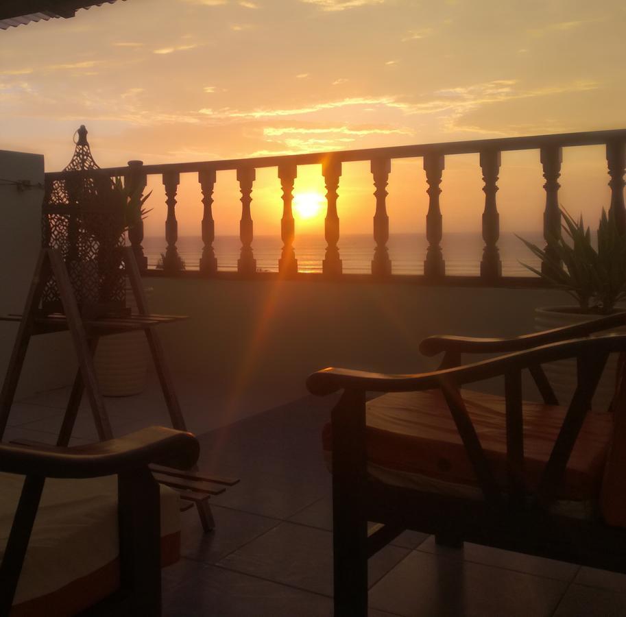 Hotel Nuevo Amanecer Puerto Chicama Buitenkant foto